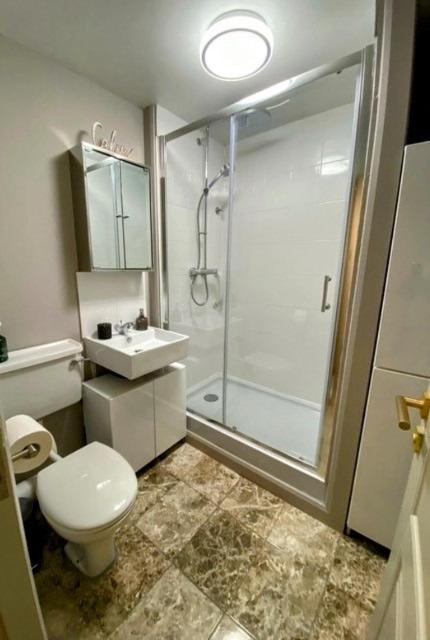 The Nest Apartment London Ngoại thất bức ảnh